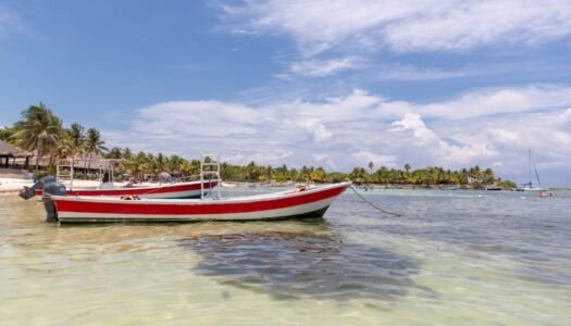 Bateau-plage-akumal-mer-image