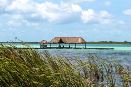 lagune-Bacalar-eau-nature-image