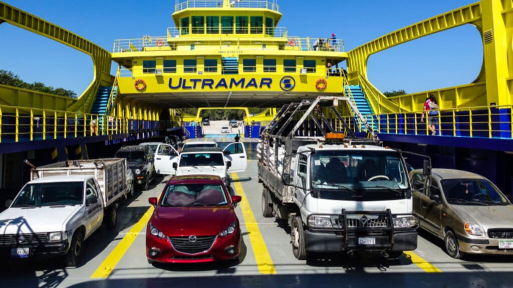 Ferry spécial pour véhicules de Playa del Carmen à Cozumel